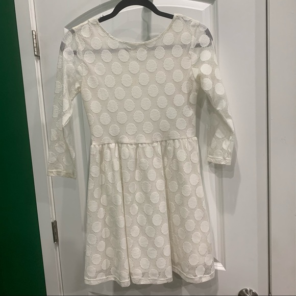 white dress polka dot - Picture 1 of 4